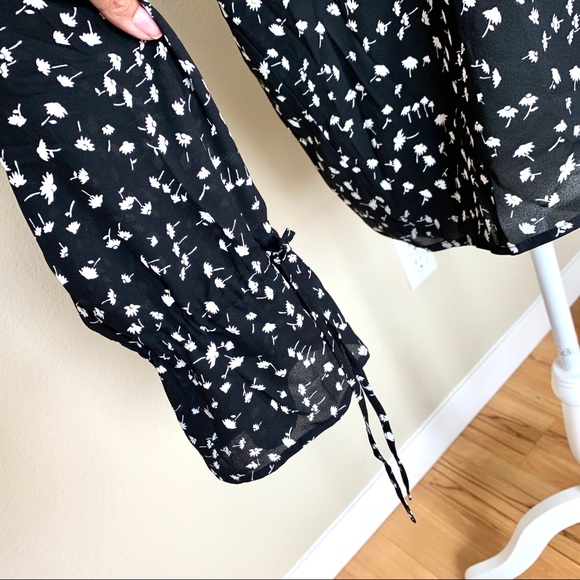 NWT J. CREW Tie Sleeve BLOUSE with Pintucks FLORAL - Picture 6 of 8